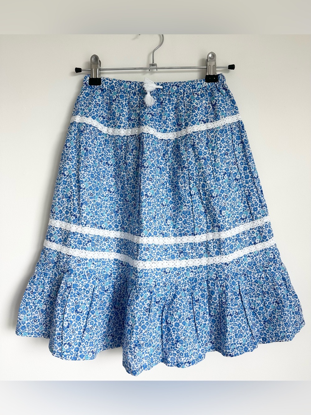 MINI BODEN Girls Blue Floral Tiered Midi Skirt Size 7-8Y